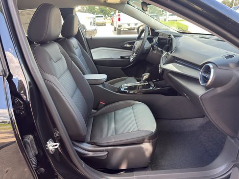 New 2026 Chevrolet Trax LT w/ Driver Confidence Package FWD image 36