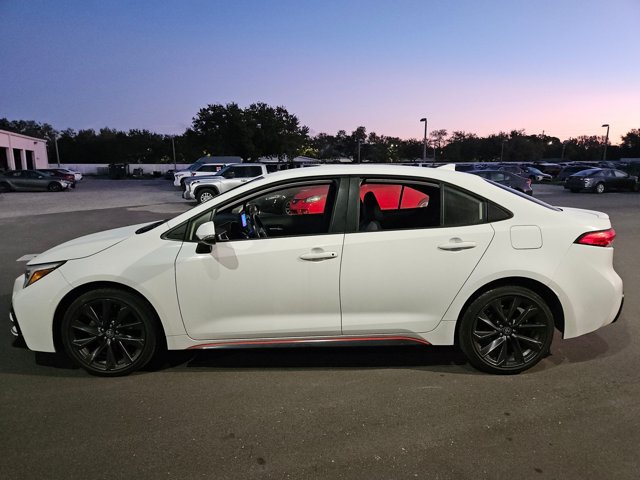 Used 2023 Toyota Corolla SE FWD image 4
