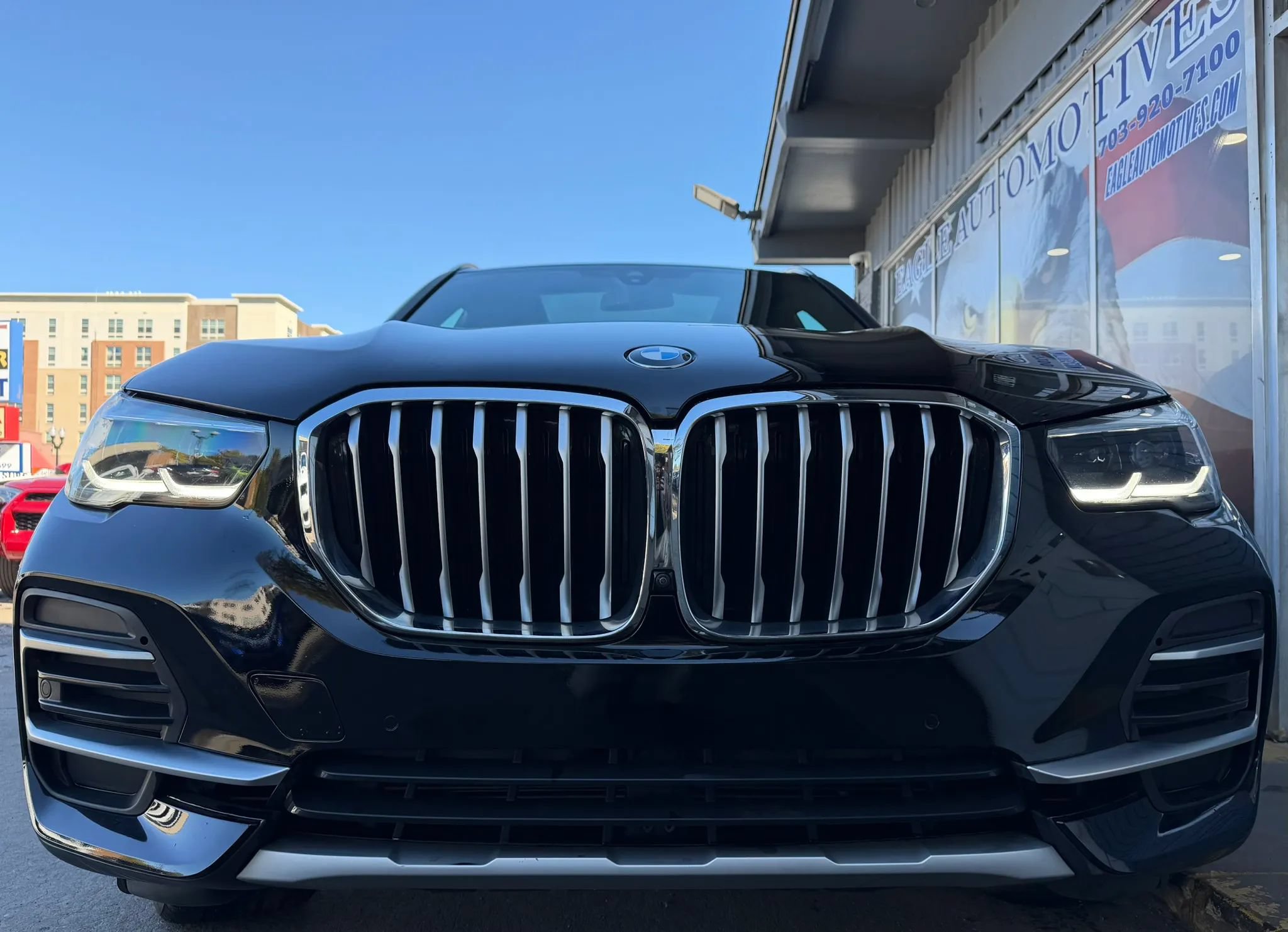 Used 2022 BMW X5 xDrive40i w/ Premium Package AWD/4WD image 8