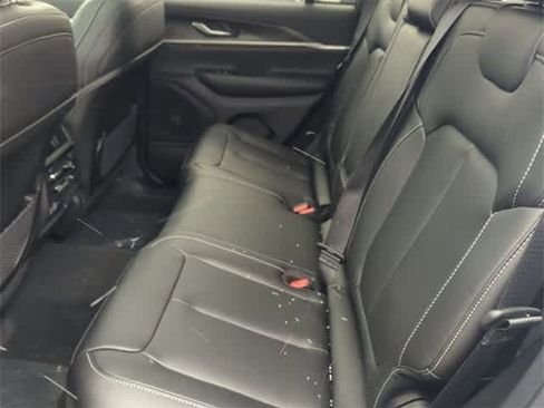 New 2025 Jeep Grand Cherokee Limited image 20