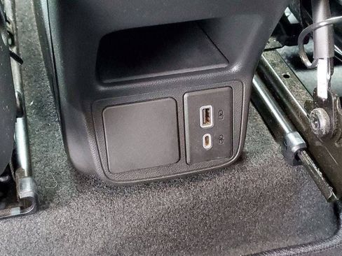 Certified 2024 Buick Encore GX Preferred FWD image 25