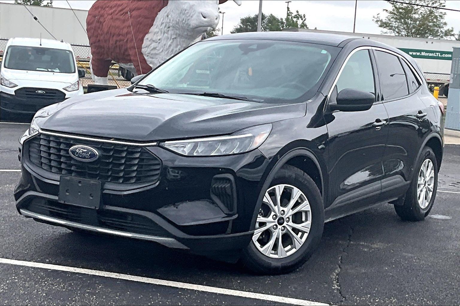 Used 2023 Ford Escape Active w/ Cold Weather Package FWD image 8