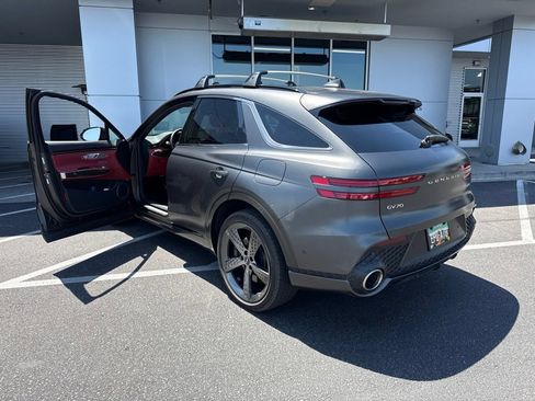 Used 2025 Genesis GV70 3.5T Sport w/ Sport Prestige Package AWD/4WD image 4