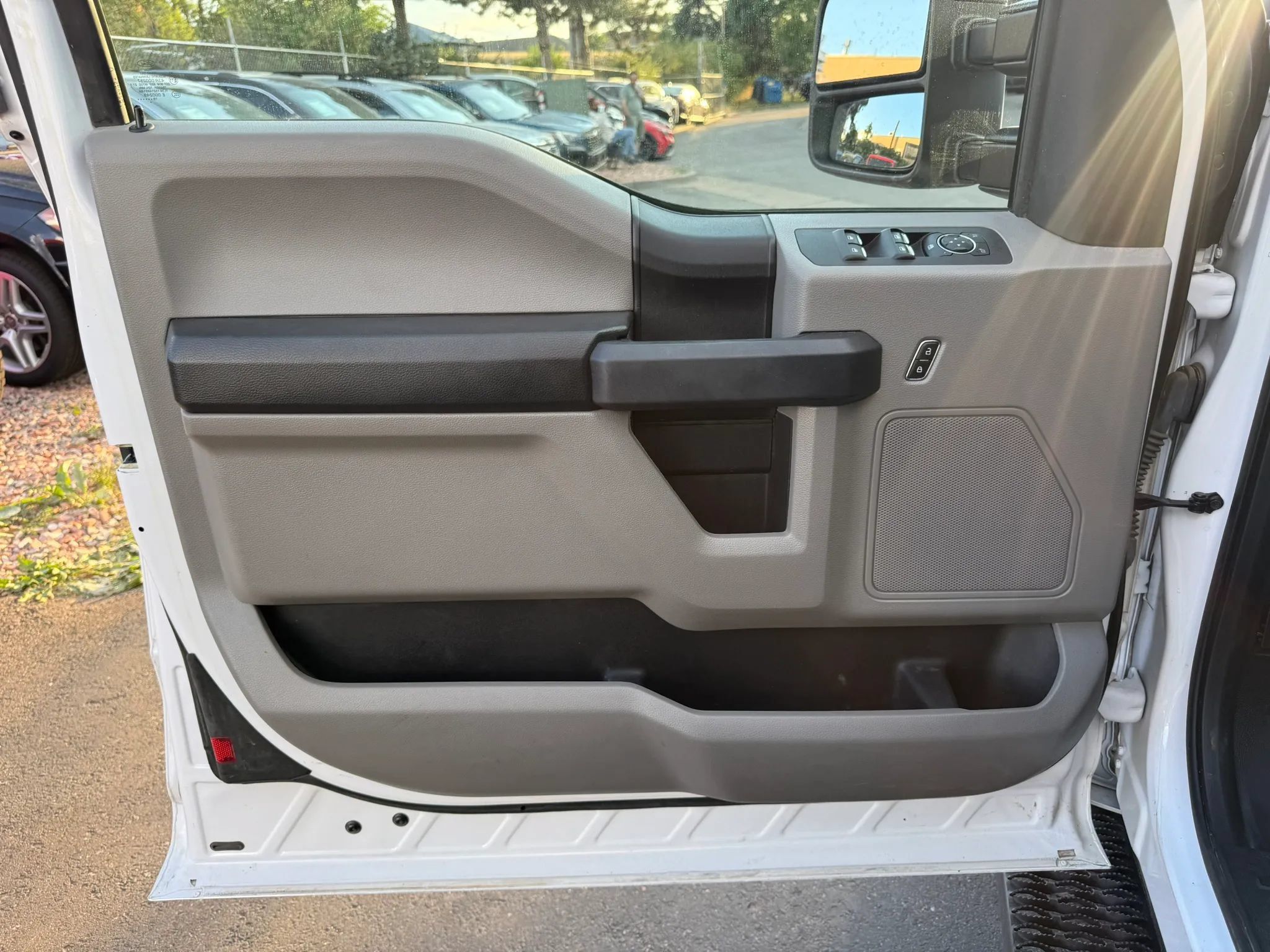 Used 2018 Ford F150 XL w/ Equipment Group 101A Mid AWD/4WD image 26