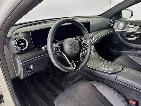 Used 2022 Mercedes-Benz E 350 Sedan image 10
