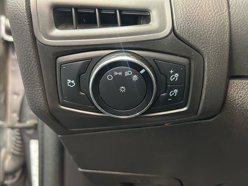 Used 2014 Ford Focus SE image 28