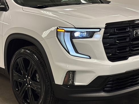 New 2026 GMC Acadia Elevation w/ Black Edition image 4