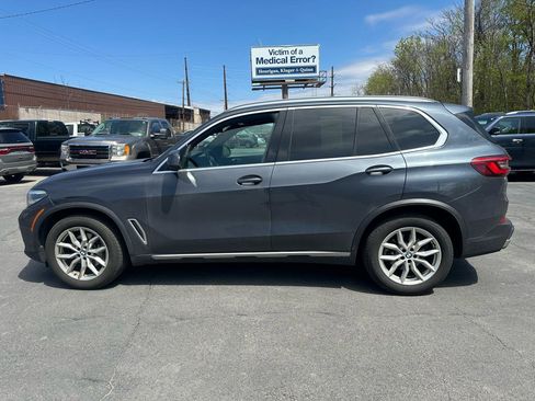 Used 2019 BMW X5 xDrive40i w/ Premium Package 2 image 7