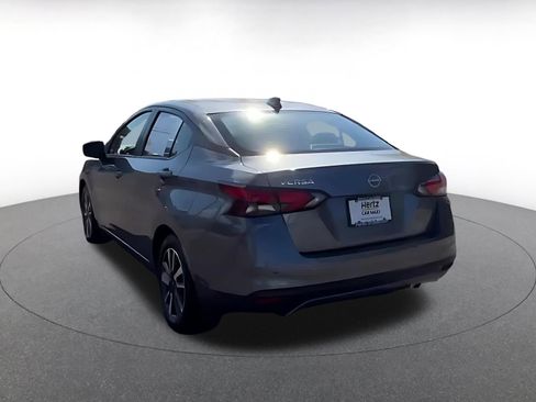 Used 2025 Nissan Versa SV image 10