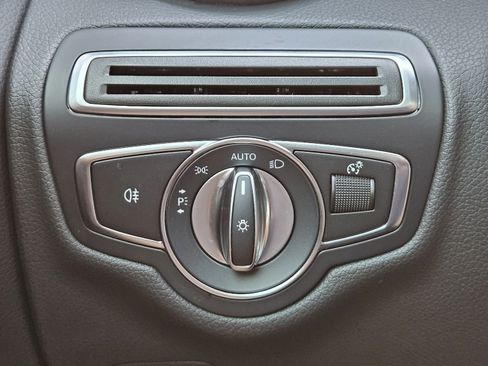 Used 2023 Mercedes-Benz C 300 Coupe image 19