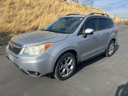 Used 2015 Subaru Forester 2.5i Touring w/ Eyesight & Navigation System AWD/4WD image 1