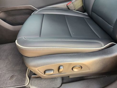 New 2026 Chevrolet Silverado EV LT AWD/4WD image 18