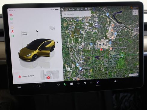 Used 2023 Tesla Model 3 Standard Range image 37