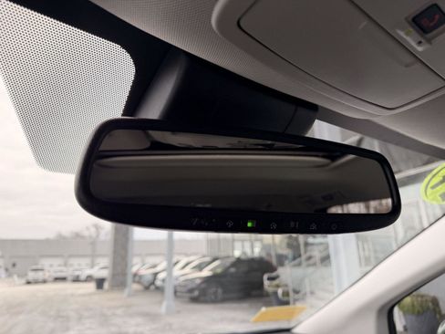 Used 2024 Toyota Sienna XLE image 27