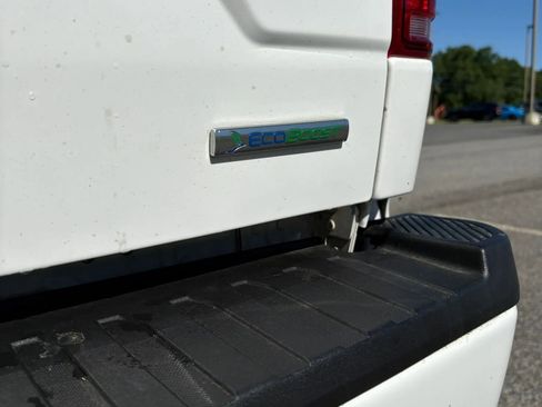 Used 2018 Ford F150 XLT w/ Equipment Group 302A Luxury AWD/4WD image 11