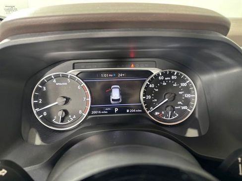 Used 2023 Nissan Rogue SV w/ SV Premium Package image 17