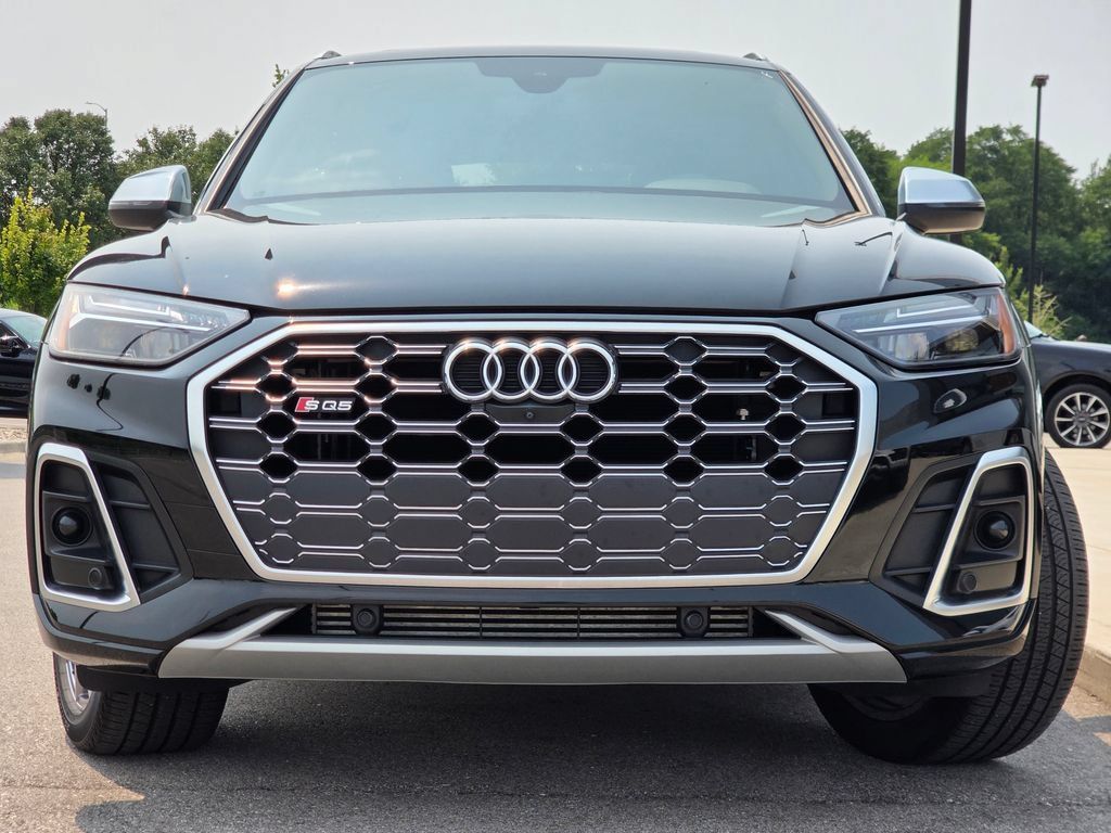 Used 2023 Audi SQ5 Premium Plus AWD/4WD image 3