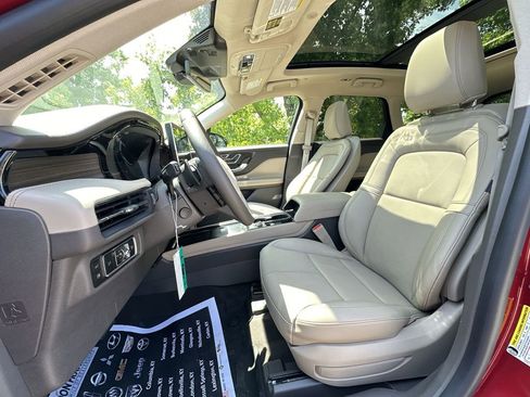 New 2024 Lincoln Corsair Grand Touring w/ Equipment Group 301A image 11