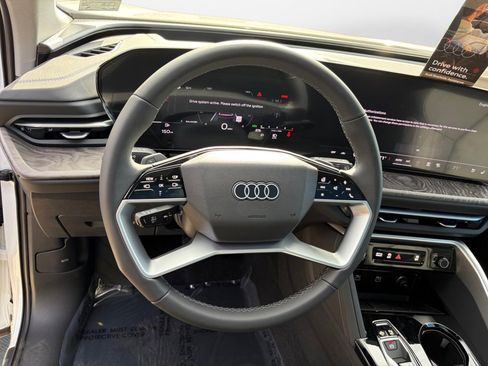 New 2025 Audi Q5 Premium Plus image 10