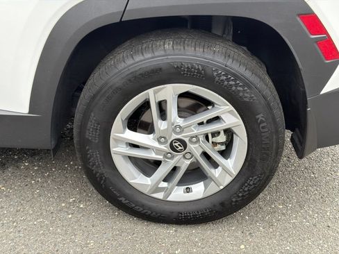 Certified 2025 Hyundai Tucson SE AWD/4WD image 6