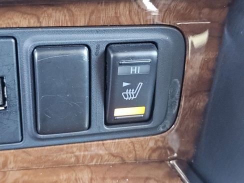 Used 2018 INFINITI QX80 4WD w/ Driver Assistance Package image 16