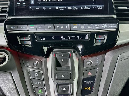 Used 2025 Honda Odyssey Sport-L image 23