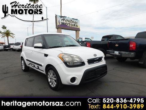 Used 2012 Kia Soul + image 1