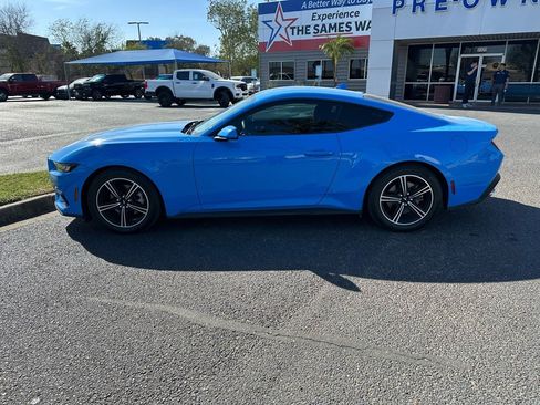 Used 2024 Ford Mustang Coupe image 2