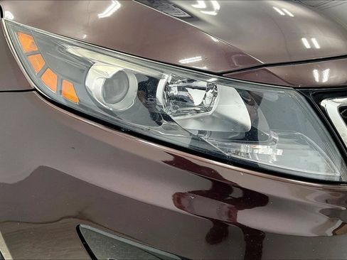 Used 2023 Hyundai Elantra SEL w/ Preferred Accessory Package FWD image 30