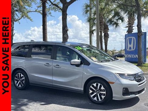 Certified 2025 Honda Odyssey EX-L image 1