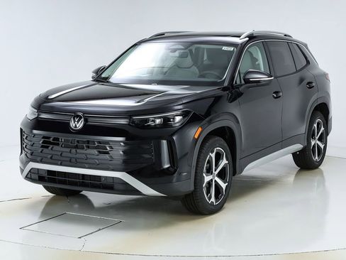 New 2026 Volkswagen Tiguan SE image 1