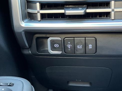 Certified 2026 Hyundai Santa Fe SEL FWD image 37