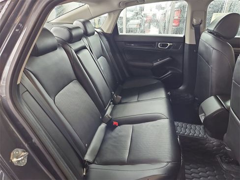 Used 2024 Honda Civic Touring image 27