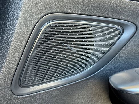 New 2025 Mercedes-Benz C 300 4MATIC Sedan image 21