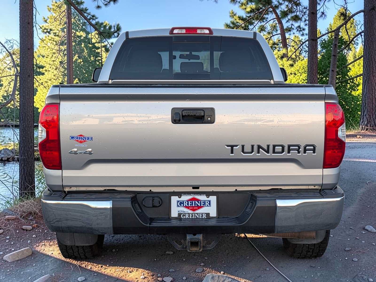 Used 2015 Toyota Tundra SR5 AWD/4WD image 5