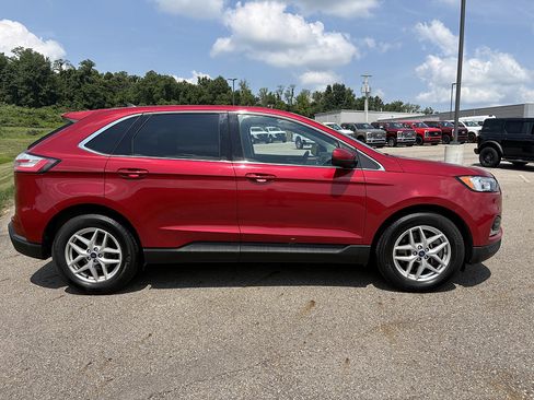 Used 2021 Ford Edge SEL w/ Convenience Package FWD image 6