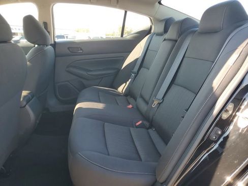 Used 2024 Nissan Altima 2.5 SV image 12