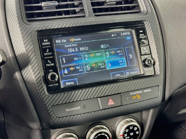Used 2024 Mitsubishi Outlander Sport ES AWD/4WD image 14