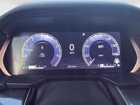 Used 2023 Jeep Grand Cherokee Laredo w/ Luxury Tech Group I AWD/4WD image 2