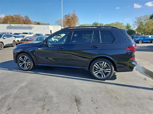Used 2024 BMW X7 xDrive40i w/ M Sport Package image 7