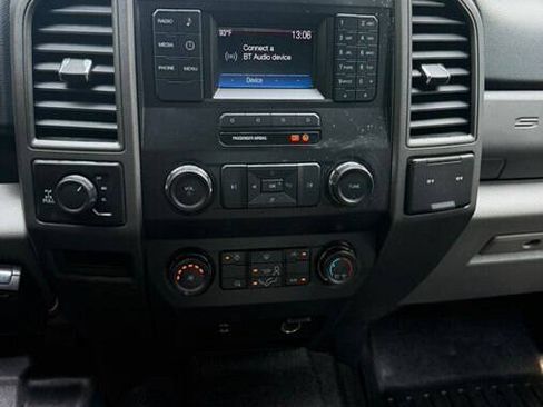 Used 2019 Ford F250 XL w/ Power Equipment Group AWD/4WD image 32