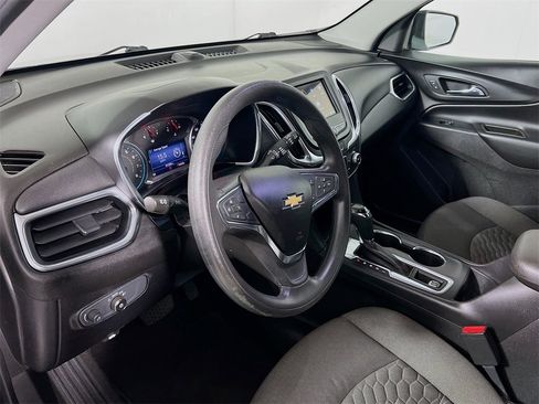 Used 2019 Chevrolet Equinox LT image 9