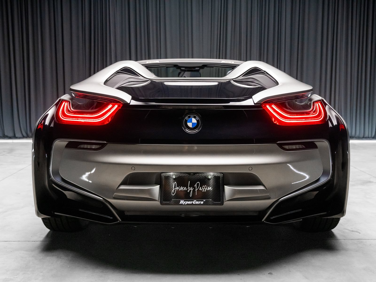 Used 2019 BMW i8 Roadster AWD/4WD image 36