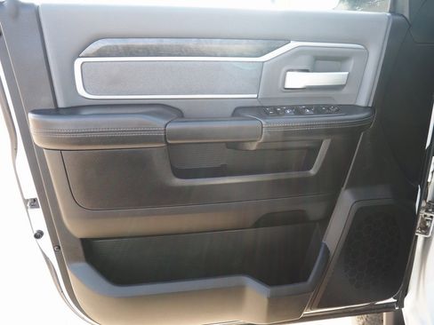 Used 2019 RAM 2500 Big Horn image 41