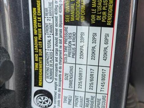 Used 2022 Subaru Forester Premium AWD/4WD image 16