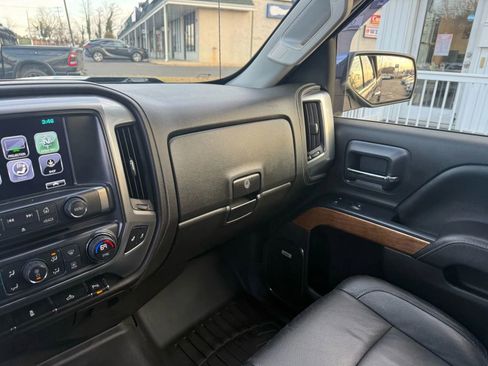 Used 2017 Chevrolet Silverado 1500 LTZ w/ LTZ Plus Package image 27