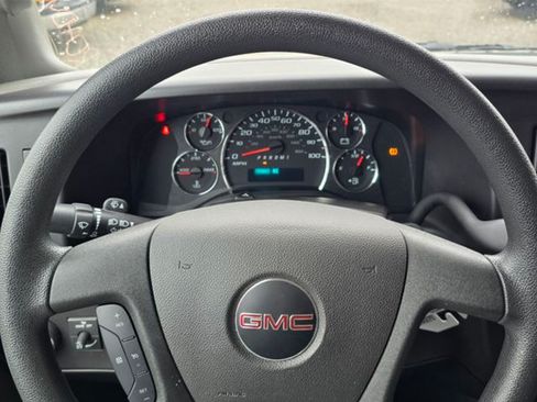 Used 2025 GMC Savana 2500 w/ Driver Convenience Package RWD image 19