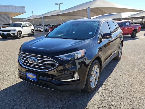 Used 2023 Ford Edge Titanium AWD/4WD image 4