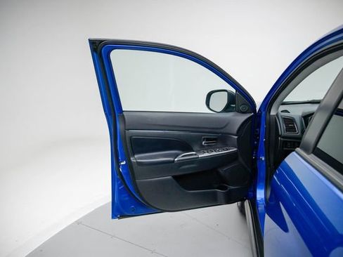 Used 2024 Mitsubishi Outlander Sport SE AWD/4WD image 23