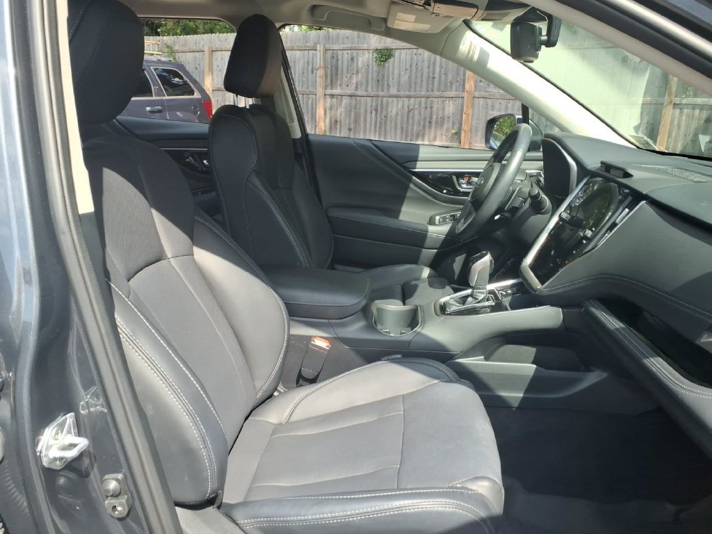 Used 2023 Subaru Outback Limited AWD/4WD image 10